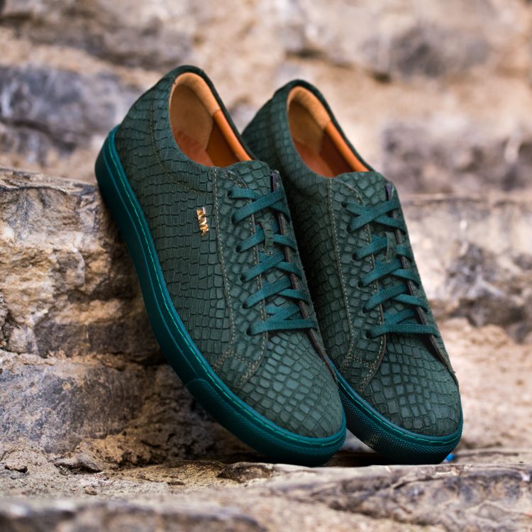 108 DARK GREEN CROCO EMBOSSED LEATHER SNEAKER Galeri Resmi 1